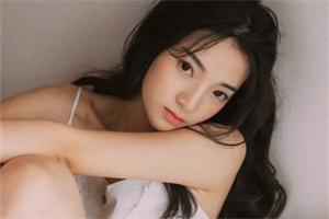 阿拉爱上海：In Shanghai, the way to express affection is influenced by traditional culture, social habits, and religious beliefs. As a country with a diverse culture, the expression of affection varies in differe